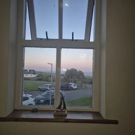 The Burds Nest, Hookless Village, Wexford * Harrylock